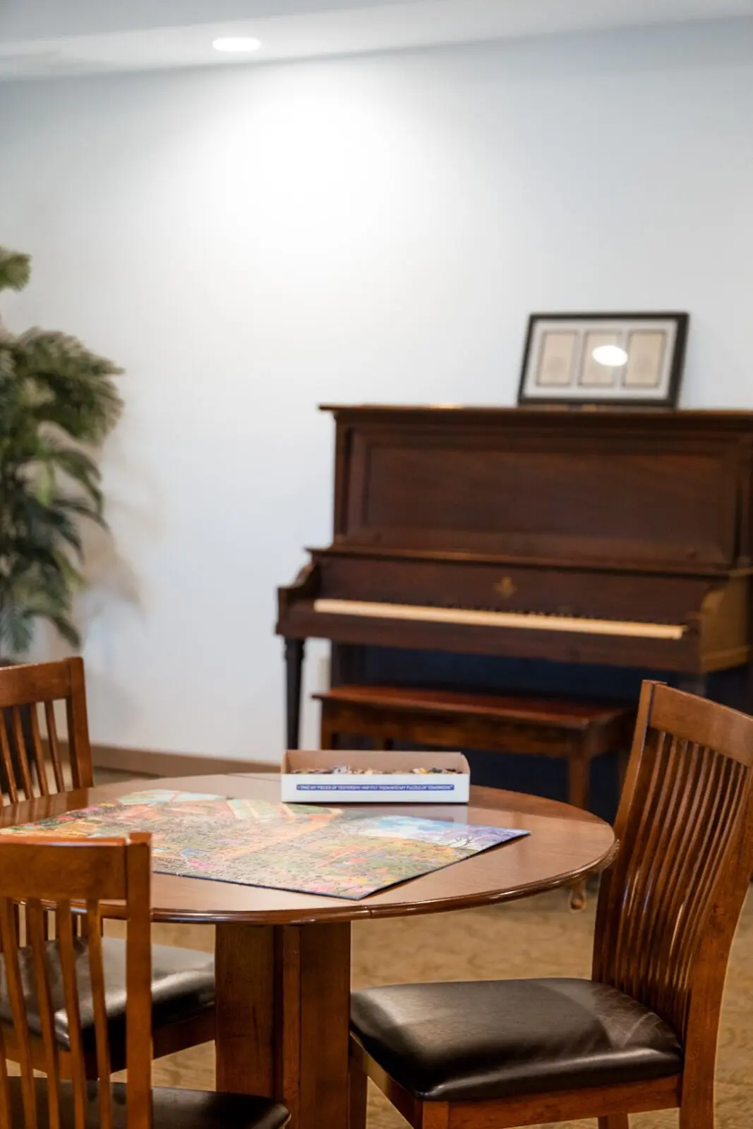 Beaver Lake Lodge Interior (3)