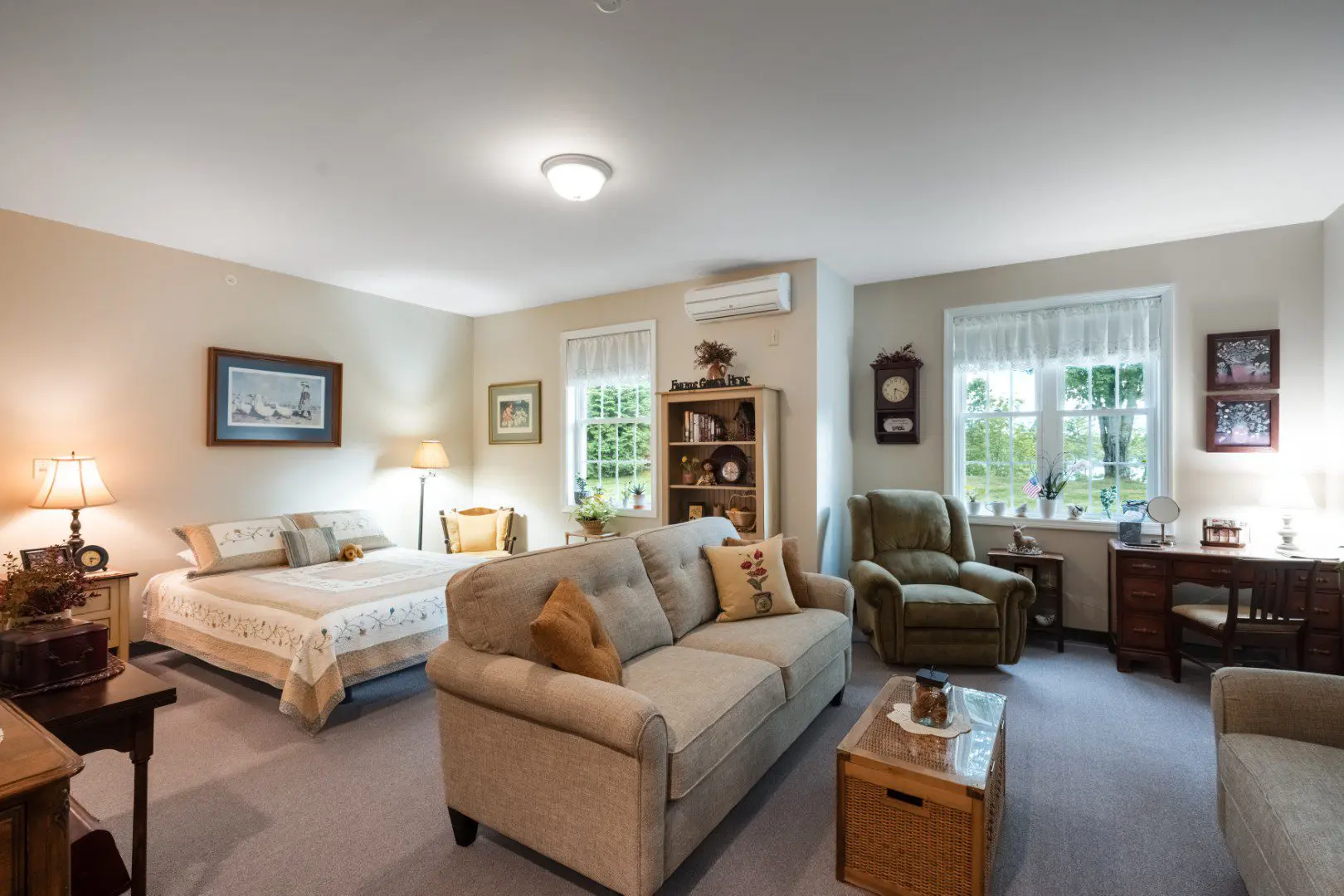 Beaver Lake Lodge Interior (7)