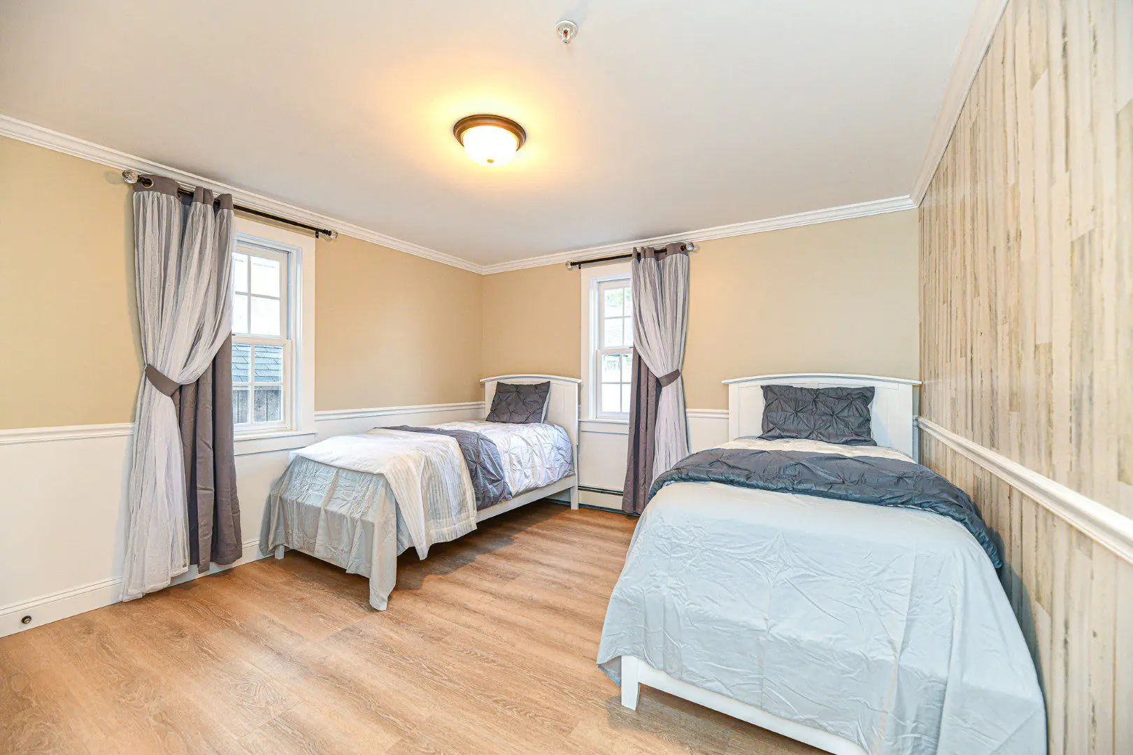 Johnson Creek Village at Summer Street (Wadleigh House)